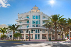 Modern Ocean Drive Condo in the Heart of Sobe!